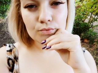 AdrianaWonder Webcam Porno Live - Photo 5/10