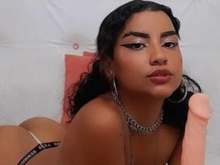 LuniaTaylor Anal Livecam - Photo 16/16