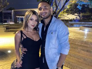 SusiAndMat Blowjob XXX Cams - Photo 19/74