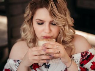 SweetDrink Blowjob XXX Cams - Photo 22/63
