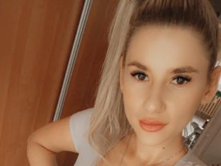 AliceXKiss Webcam Porno Live - Photo 4/11