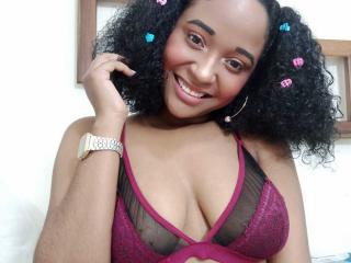Watch  MelanyScoth live on cam at XLoveCam