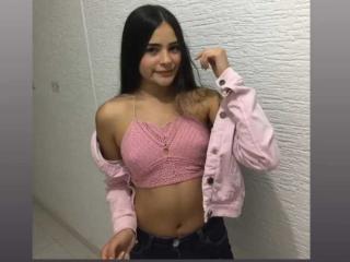 LucianaStonie Anal en Webcam Live - Photo 4/47