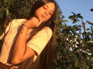 LucianaStonie Anal en Webcam Live - Photo 6/47