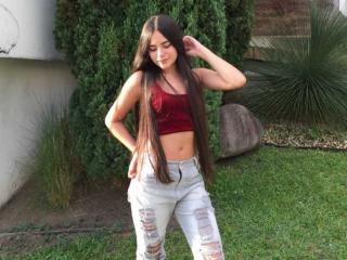 LucianaStonie Anal en Webcam Live - Photo 8/47