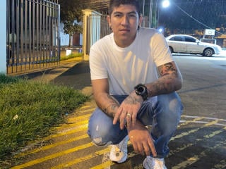 Watch  CrazyTatto live on XLoveCam