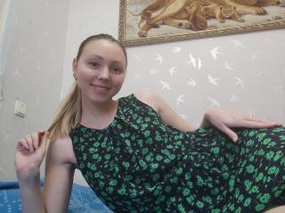 AliceSmiles Webcam Porno Live - Photo 6/8