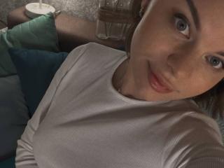 LiaFlow Anal en Webcam Live - Photo 65/68