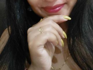 Watch ElizaNdKeo69 live on cam on XLoveCam