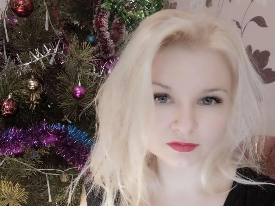 YouHotDream — live cam photo 1