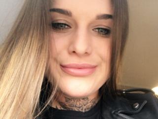 SweetSadie Blowjob XXX Cams - Photo 7/13