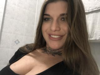SweetSadie Blowjob XXX Cams - Photo 12/13