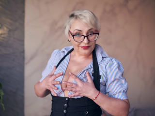LadyIren Anal en Webcam Live - Photo 14/21