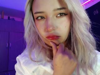 KuruChan Image Gallery
