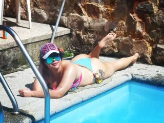 EveNailah live cam model at XLoveCam