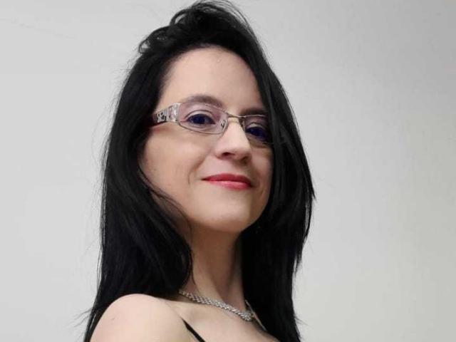 AlanaMoneth — live cam photo 1
