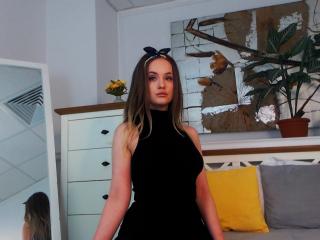 SophieXDee Blowjob XXX Cams - Photo 19/21