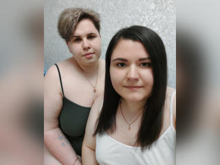 BeckyAndEllen Live Cam Porn - Photo 15/21