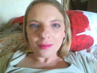 BlondyMarianne Live Cam Porn - Photo 14/21