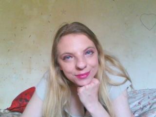 BlondyMarianne Live Cam Porn - Photo 11/21