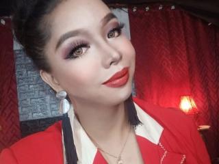MistressAdrianaTop live cam model at XLoveCam