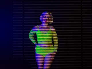 AlbinaFunny Webcam Porno Live - Photo 30/65