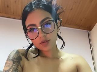 Samks Blowjob XXX Cams - Photo 8/15