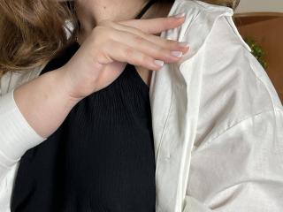 Symphonie Blowjob XXX Cams - Photo 62/70