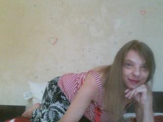 BlondyMarianne Live Cam Porn - Photo 9/21