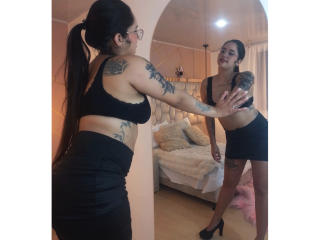 AleishaFoxy Webcam Porno Live - Photo 19/37