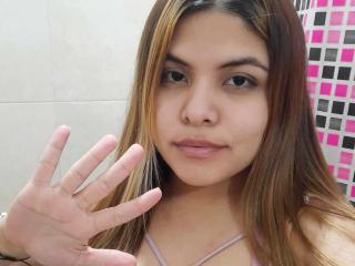 LuciaRobertz Anal Livecam - Photo 147/319
