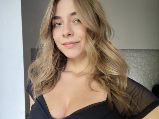 AmyTasty Webcam Porno Live - Photo 8/9