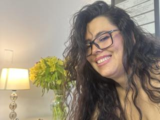 MarthinaBaker live cam model at XLoveCam