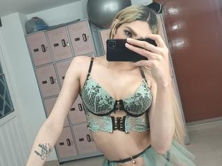 Watch Putinna live on cam at XLoveCam