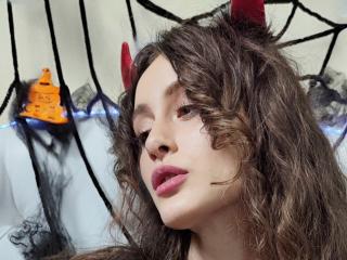 AlesyaDrons Webcam Porno Live - Photo 16/21