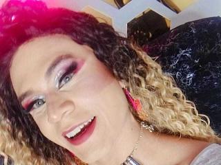 Photo of SaskyaDeluxxe