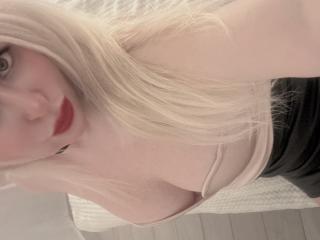 RoseLemoin Sex Brunette - Photo 7/19
