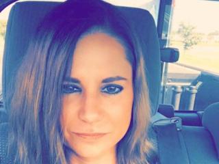 SweetYara live cam model at XLoveCam