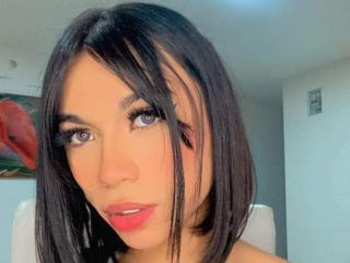 AndreaCutes live cam model at XLoveCam