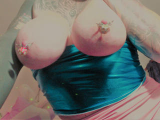 DroolingTits69 Amateur Live Cam - Photo 10/21