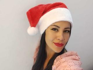 Watch  CatalinaVega69 live on XLoveCam