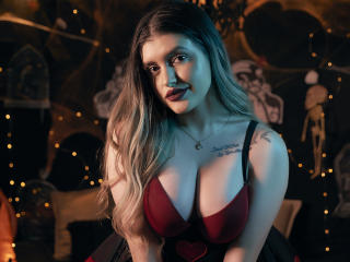 ZaraVegaa MILF Live - Photo 25/26