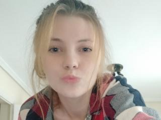 AdelaLoveX Webcam Porno Live - Photo 12/12