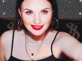 AwesomeValentinna Webcam Porno Live - Photo 4/21