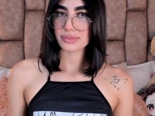 AdelineJhones Webcam Porno Live - Photo 7/21