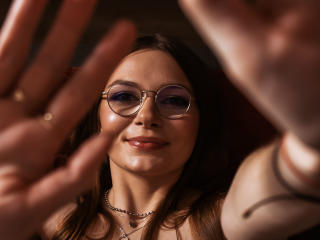 EllyBrune Boobs Liveshow - Photo 17/21