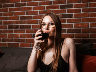 EllyBrune Boobs Liveshow - Photo 12/21
