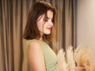 RoseMe Sex Brunette - Photo 14/22