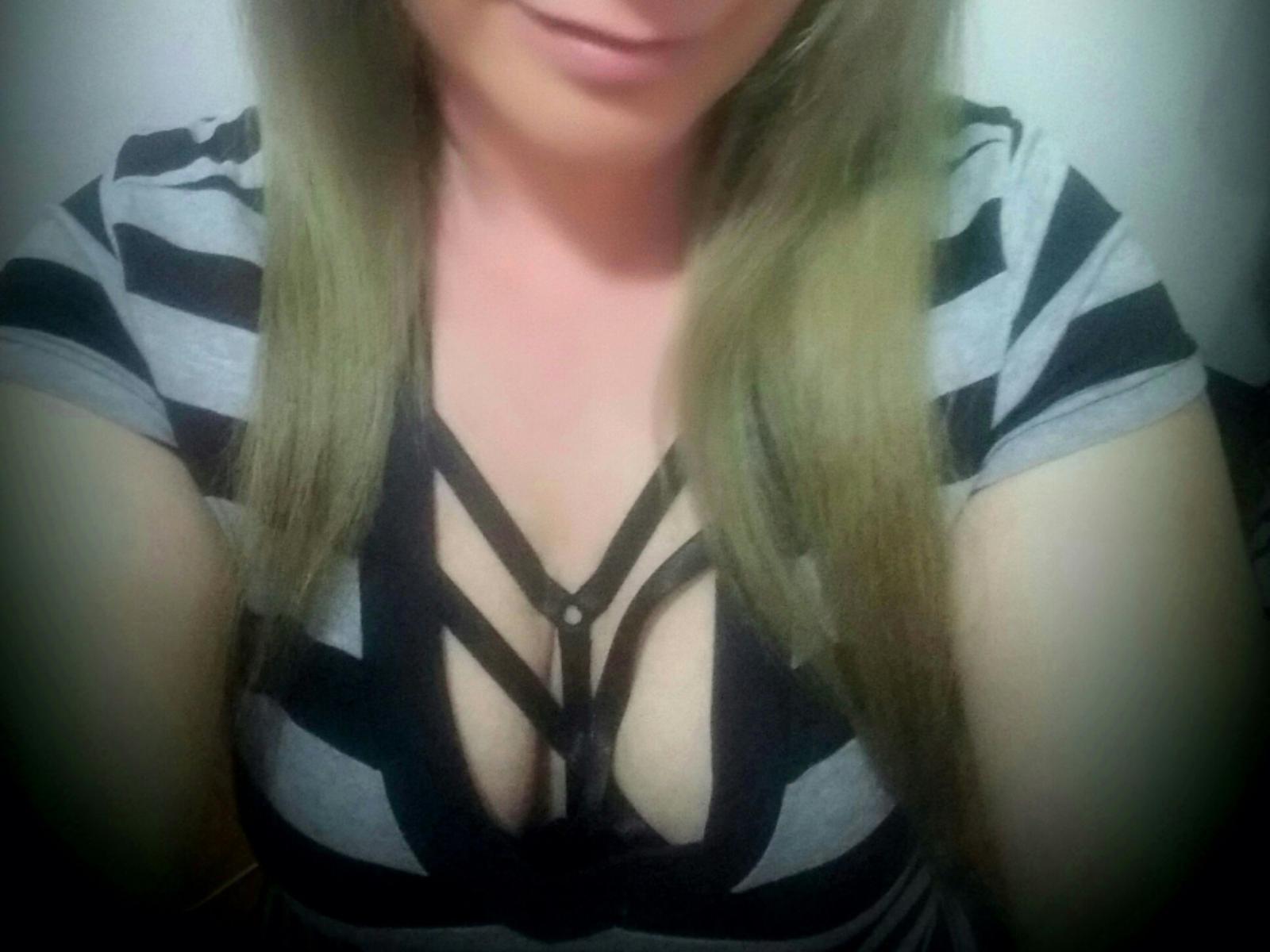 SecretTemptationX — live cam photo 2
