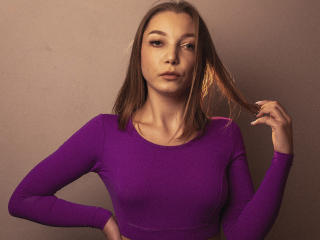 LovelyxEmilly Anal en Webcam Live - Photo 13/21